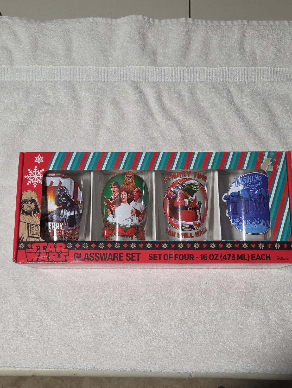 Star Wars Holiday Glassware Set